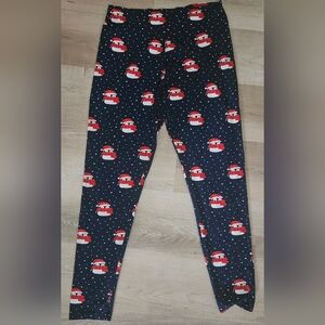 Penguin in a tuxedo yoga Leggings